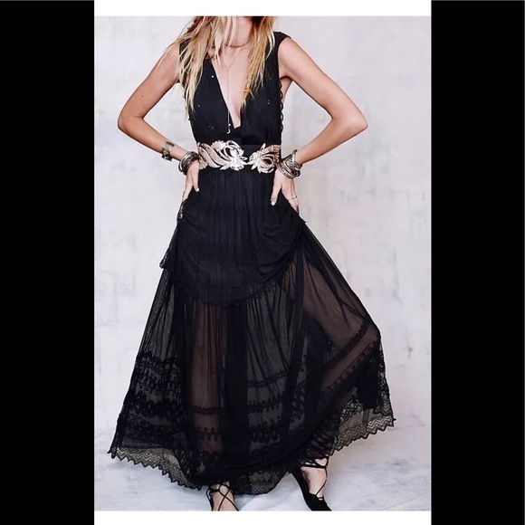 green teardrop lace maxi dress Loveland Geo Lace Maxi Dress